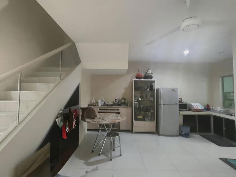 2.5-storey Terraced House for Sale in Medan Lapangan Suria (Ipoh) - Angie Wong - PropertyGuru.com.my