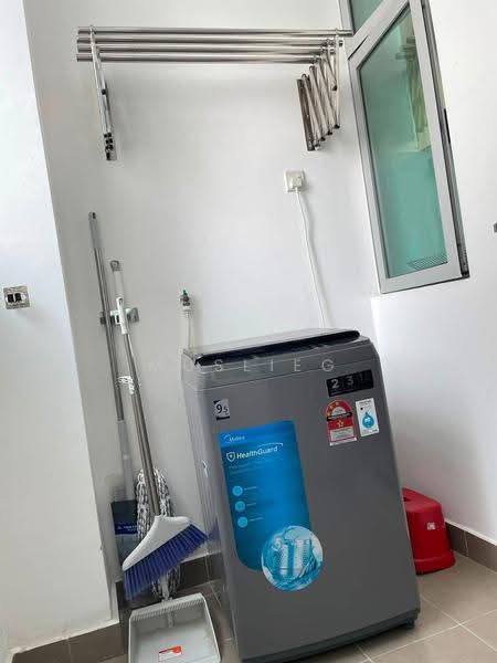 Service Residence for Rent at Meridin Bayvue Serviced Apartment - Muslieg . - Interior - PropertyGuru.com.my