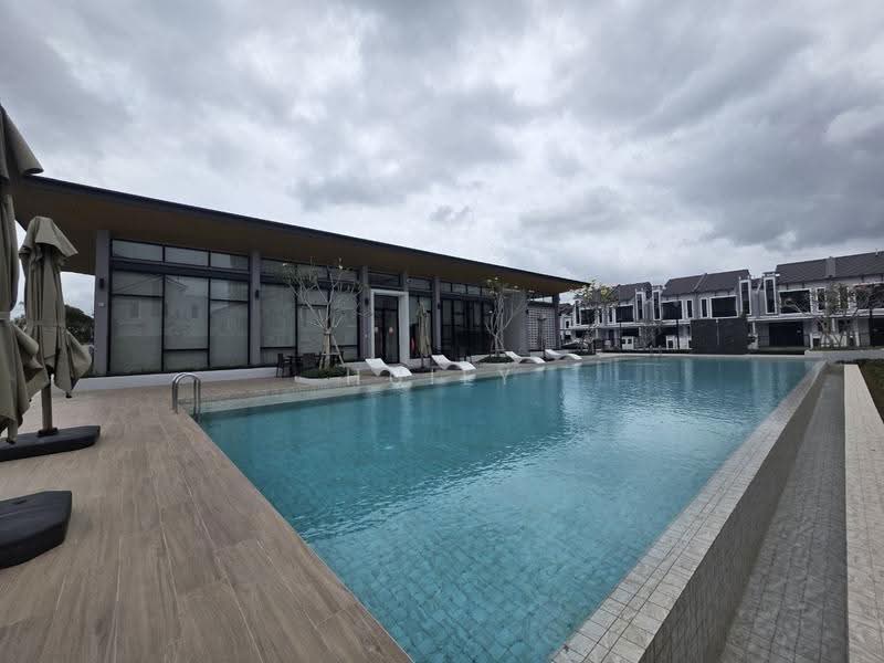 2-storey Terraced House for Sale in Taman Mount Austin (Tebrau) - Huily Woon - Exterior - PropertyGuru.com.my