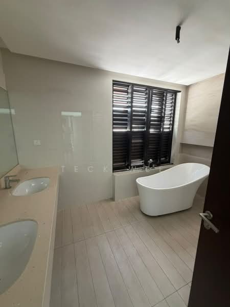 Bungalow House for Sale in Ampang (Selangor) - Teck Wee - Bathroom - PropertyGuru.com.my