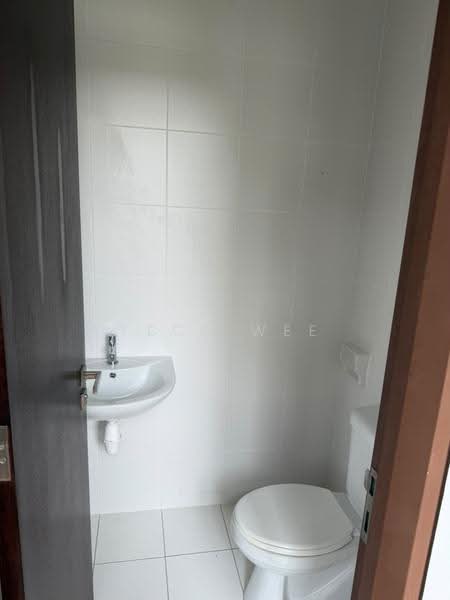 Bungalow House for Sale in Ampang (Selangor) - Teck Wee - Bathroom - PropertyGuru.com.my