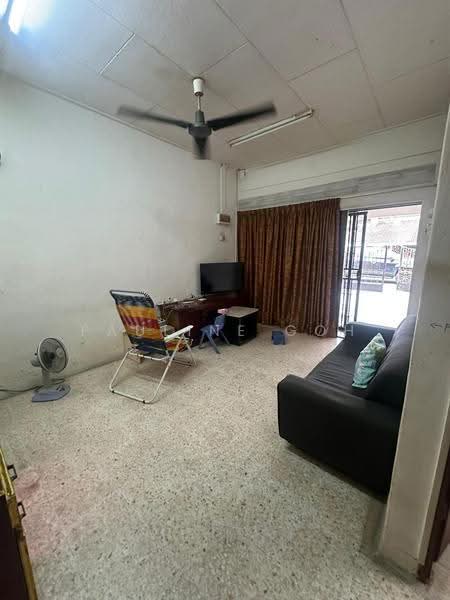 Rumah Teres 1-Tingkat untuk Dijual di Taman Rinting (Masai) - Pauline Goh - Living Room - PropertyGuru.com.my