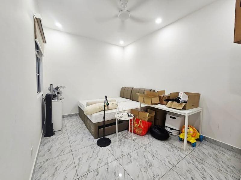 Cluster House for Sale in Taman Ekoflora (Johor Bahru) - Kia . - Bedroom - PropertyGuru.com.my