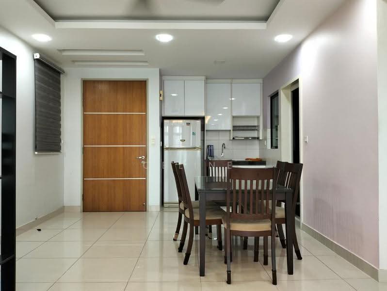 Kondominium untuk Disewa di The Z Residence - Celine Shoo - Kitchen - PropertyGuru.com.my