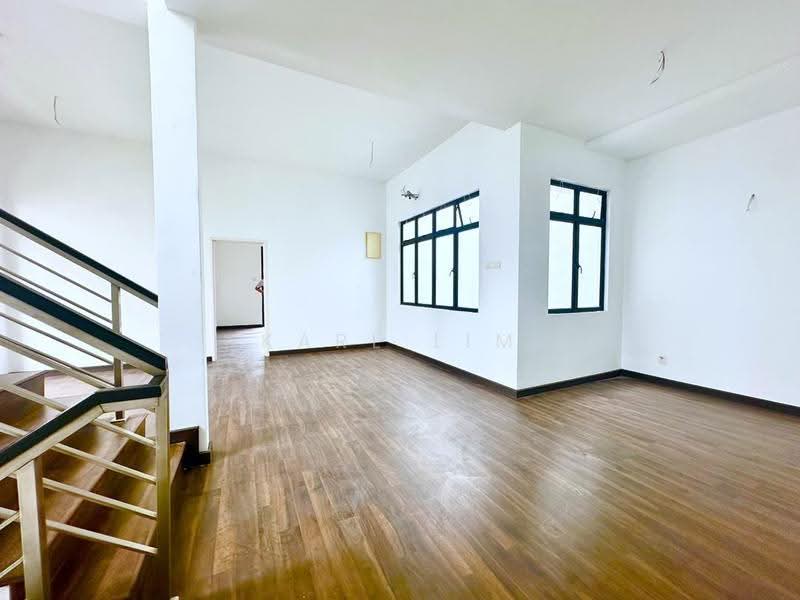 Rumah Berkembar untuk Dijual di Taman Desa Tebrau (Tebrau) - Karl Lim - Living Room - PropertyGuru.com.my