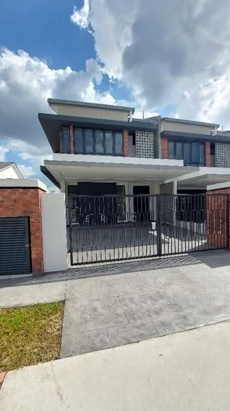 Rumah Teres 2-Tingkat untuk Dijual di Elmina (Shah Alam) - Eric Soe - Exterior - PropertyGuru.com.my