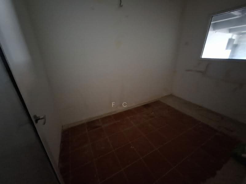 Shop for Rent in Taman Bukit Maluri (Kepong) - FC Wong - Interior - PropertyGuru.com.my