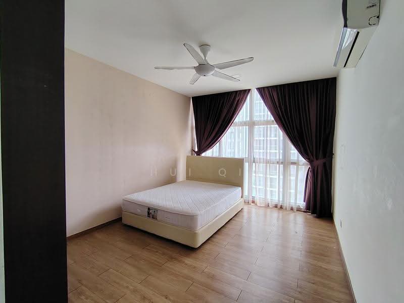 Condominium for Rent at Lakefront Residence - Hui Qi - Bedroom - PropertyGuru.com.my