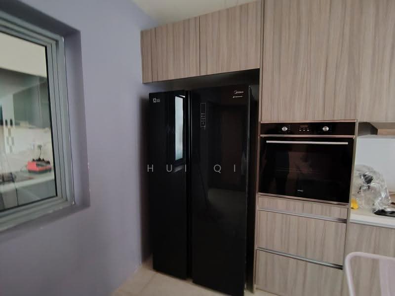 Condominium for Rent at Lakefront Residence - Hui Qi - Kitchen - PropertyGuru.com.my