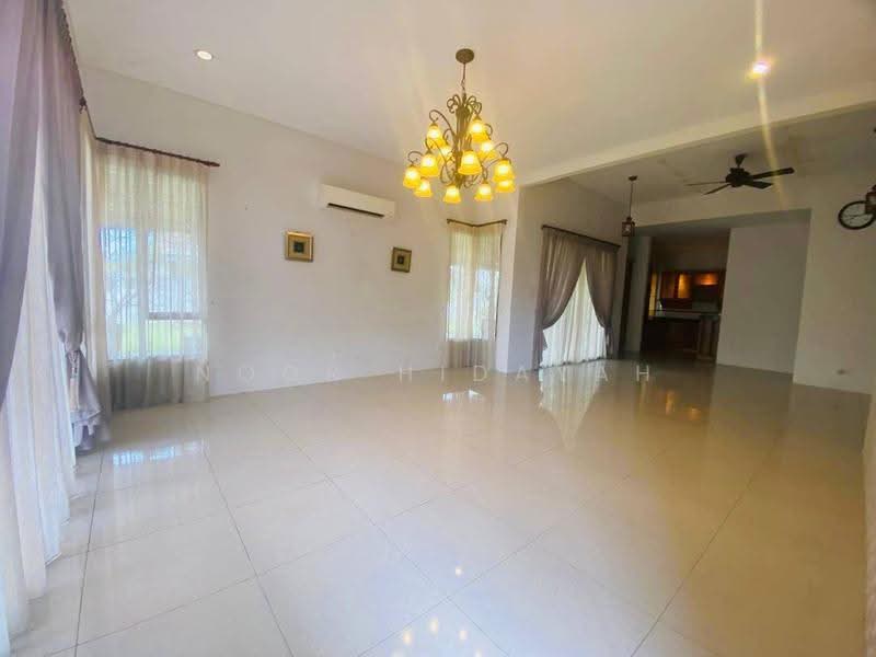 Rumah Berkembar untuk Dijual di Taman Nusa Intan (Senawang) - Noor Hidayah Mohamad Noor - Living Room - PropertyGuru.com.my