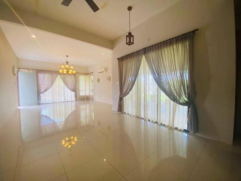 Rumah Berkembar untuk Dijual di Taman Nusa Intan (Senawang) - Noor Hidayah Mohamad Noor - Living Room - PropertyGuru.com.my