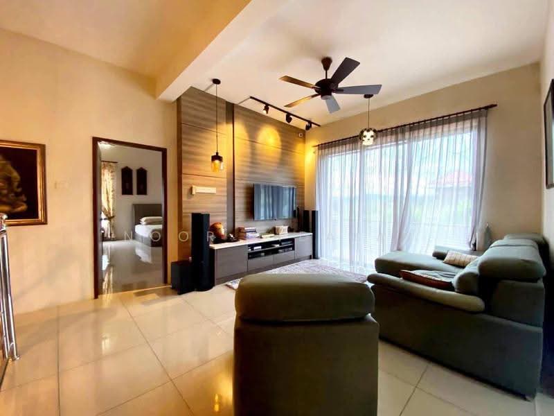 Rumah Berkembar untuk Dijual di Taman Nusa Intan (Senawang) - Noor Hidayah Mohamad Noor - Living Room - PropertyGuru.com.my