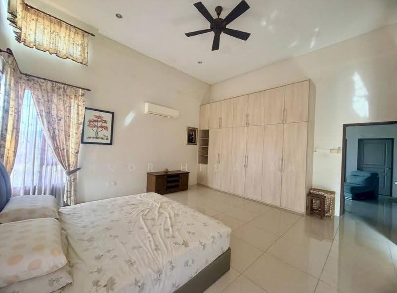 Rumah Berkembar untuk Dijual di Taman Nusa Intan (Senawang) - Noor Hidayah Mohamad Noor - Bedroom - PropertyGuru.com.my