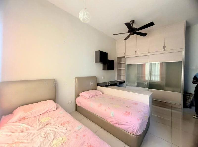 Rumah Berkembar untuk Dijual di Taman Nusa Intan (Senawang) - Noor Hidayah Mohamad Noor - Bedroom - PropertyGuru.com.my