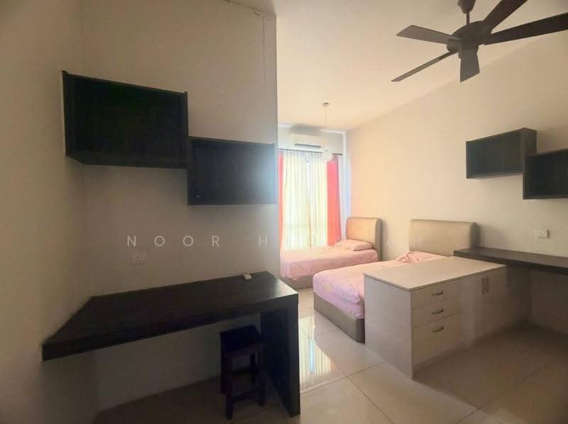 Rumah Berkembar untuk Dijual di Taman Nusa Intan (Senawang) - Noor Hidayah Mohamad Noor - Bedroom - PropertyGuru.com.my