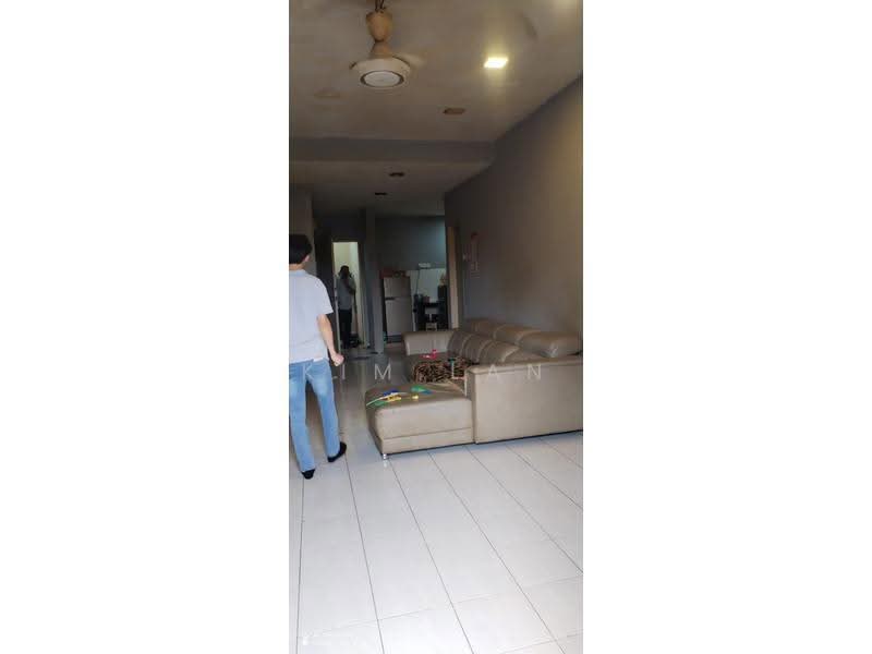 Shop for Sale in Puchong (Selangor) - Kim Lan Liw - Living Room - PropertyGuru.com.my