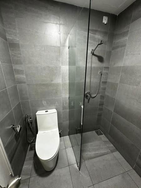 Kediaman Servis untuk Dijual di Nest 2 Residences - Alex Low - Bathroom - PropertyGuru.com.my