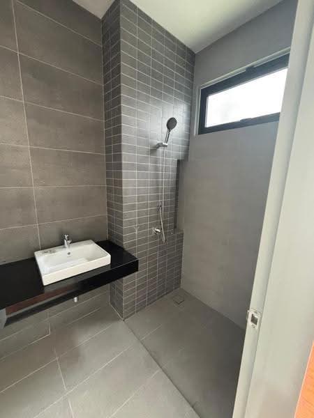 Rumah Berkembar untuk Dijual di Ampang (Selangor) - YK. Ho - Bathroom - PropertyGuru.com.my