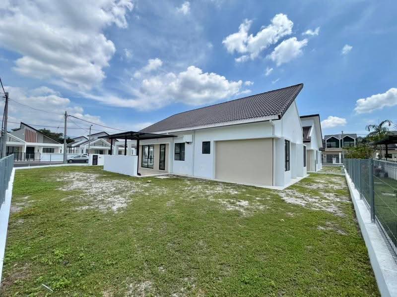 Bungalow House untuk Dijual di Tapah (Perak) - Mr Chee - Exterior - PropertyGuru.com.my