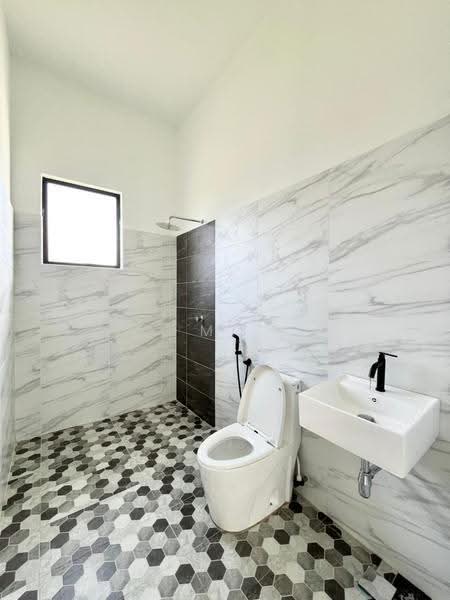 Bungalow House untuk Dijual di Tapah (Perak) - Mr Chee - Bathroom - PropertyGuru.com.my