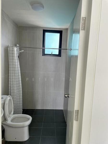 Kediaman Servis untuk Disewa di MKH Boulevard II - Peter Tan - Bathroom - PropertyGuru.com.my