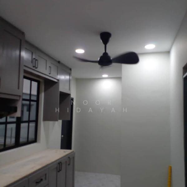 2-storey Terraced House for Rent in Dengkil (Selangor) - Noor Hidayah Mohamad Noor - Kitchen - PropertyGuru.com.my
