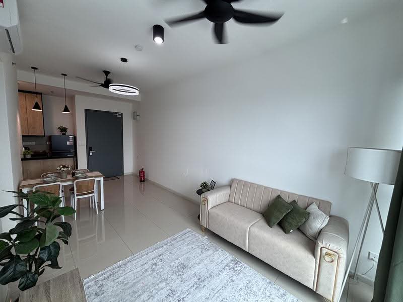 Kediaman Servis untuk Disewa di Serviced Residence @ Sunway D'hill Residences - JH Tee - Living Room - PropertyGuru.com.my