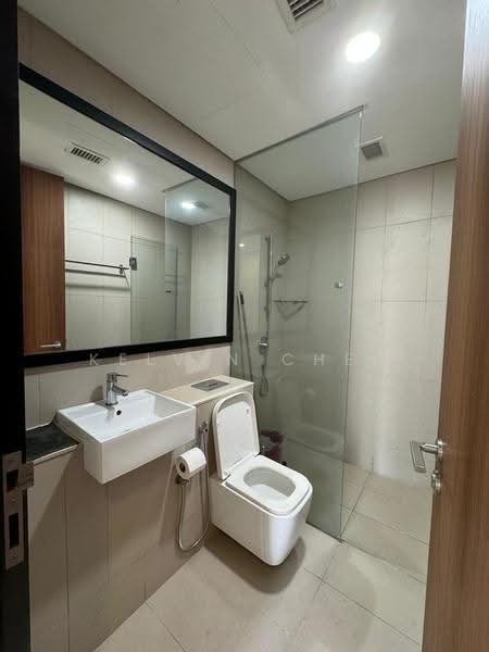 Kondominium untuk Dijual di The Fennel - Kelvin Chen - Bathroom - PropertyGuru.com.my