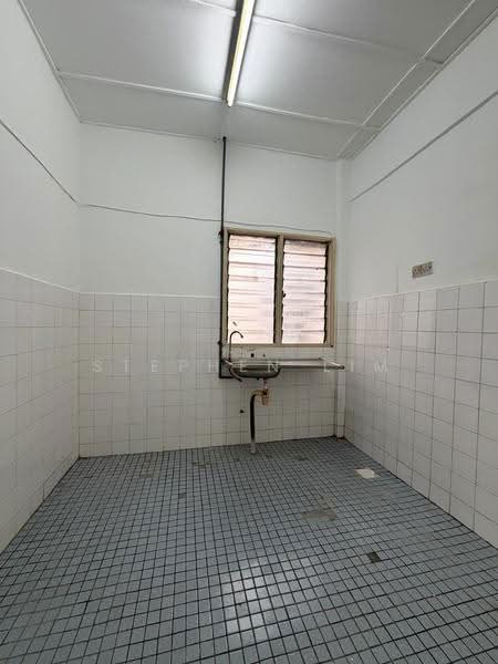 Pangsapuri untuk Disewa di Nuri Court - Stephen Lim - Kitchen - PropertyGuru.com.my