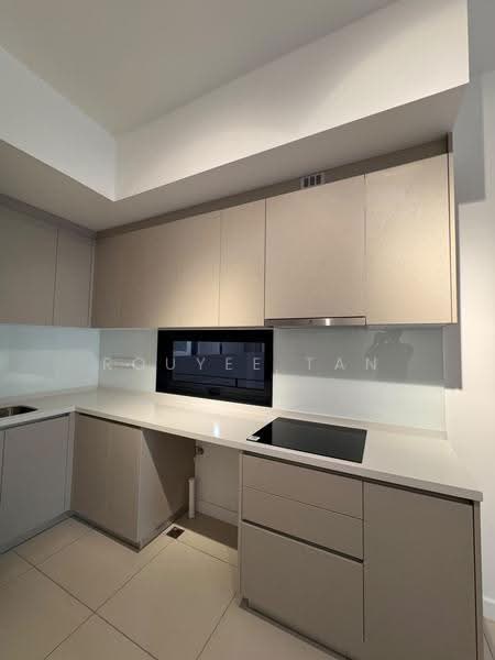 Kondominium untuk Dijual di Skyline KL - Rouyee Tan - Kitchen - PropertyGuru.com.my