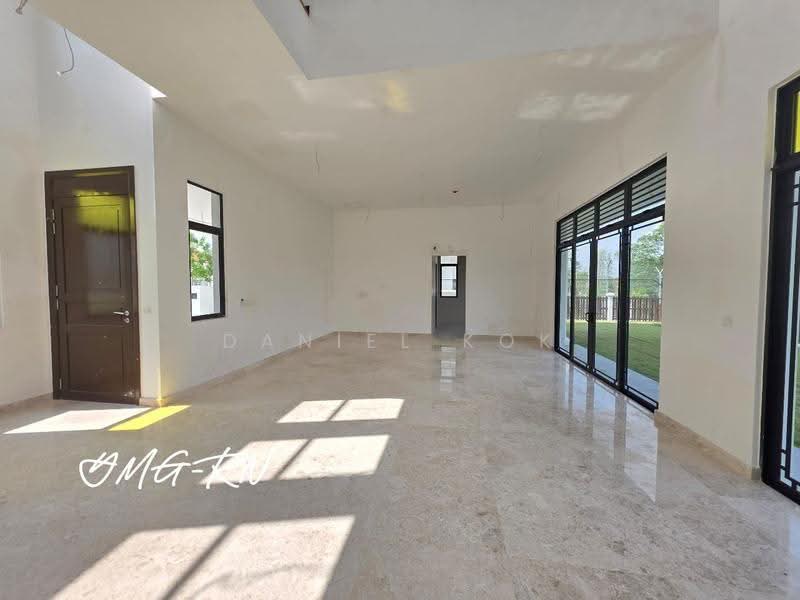 Bungalow House for Sale in Setia Eco Park (Setia Alam) - Daniel Kok - Living Room - PropertyGuru.com.my
