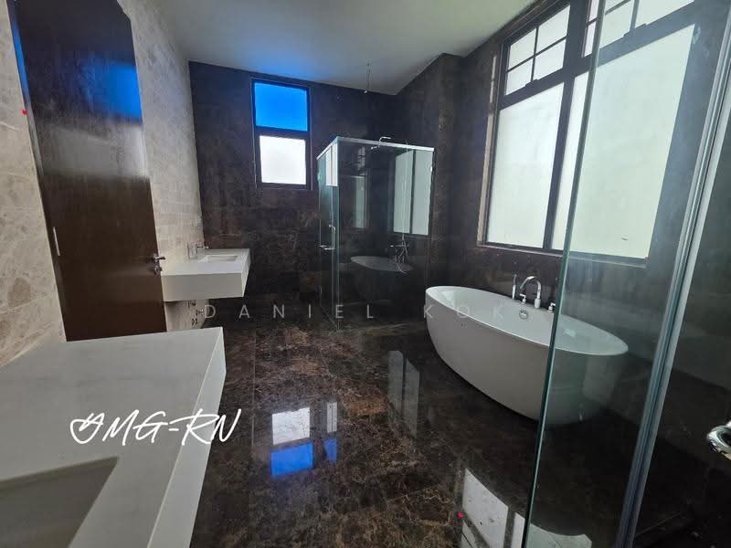 Bungalow House for Sale in Setia Eco Park (Setia Alam) - Daniel Kok - Bathroom - PropertyGuru.com.my