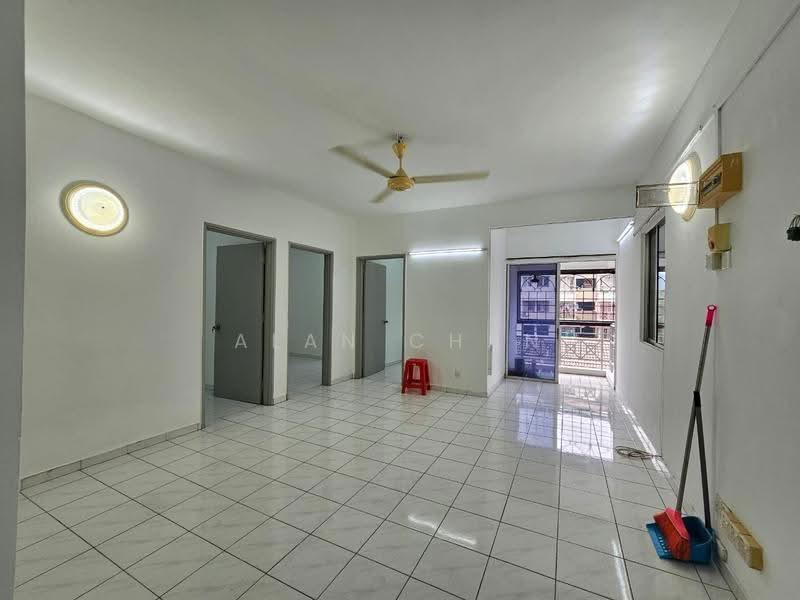 Apartment for Sale at Sri Cempaka (Puchong Jaya) - Alan Chan - Living Room - PropertyGuru.com.my