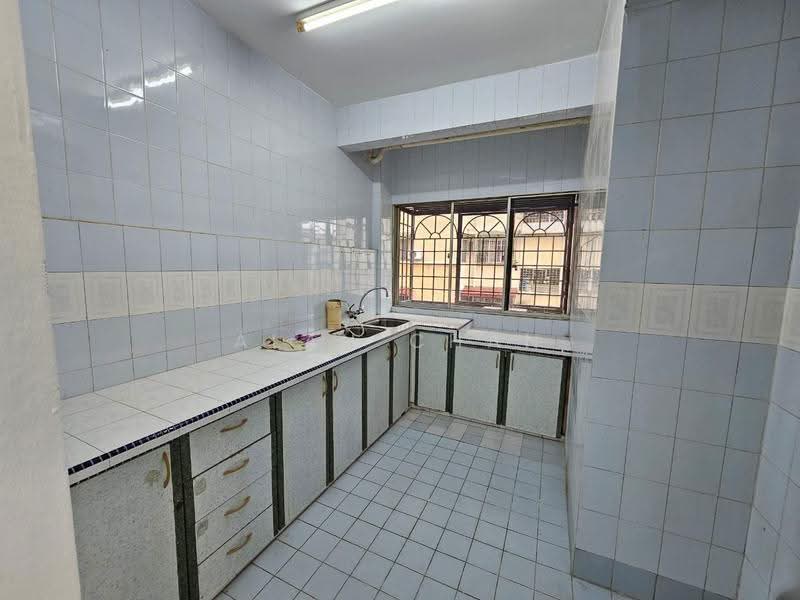 Apartment for Sale at Sri Cempaka (Puchong Jaya) - Alan Chan - Kitchen - PropertyGuru.com.my