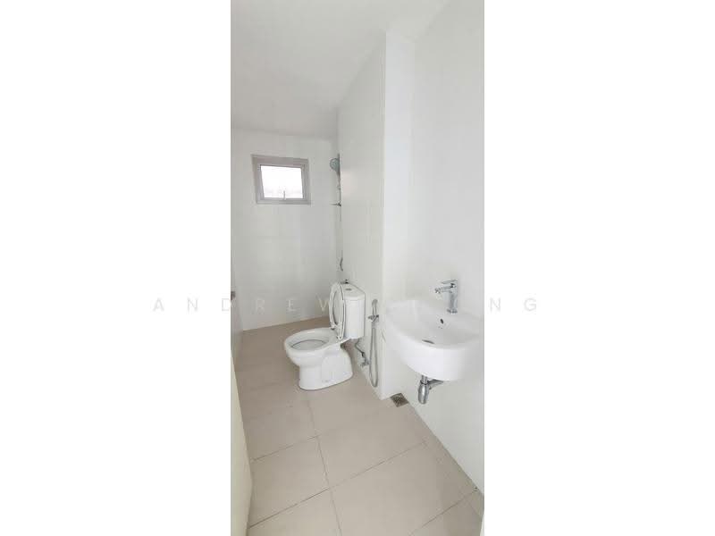 Kondominium untuk Dijual di The Latitude Condominium - Andrew Chong - Bathroom - PropertyGuru.com.my