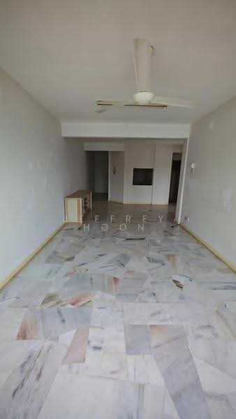 Apartment for Sale at Vista Wira 1 & 2 - Jeffrey Hoon - Living Room - PropertyGuru.com.my