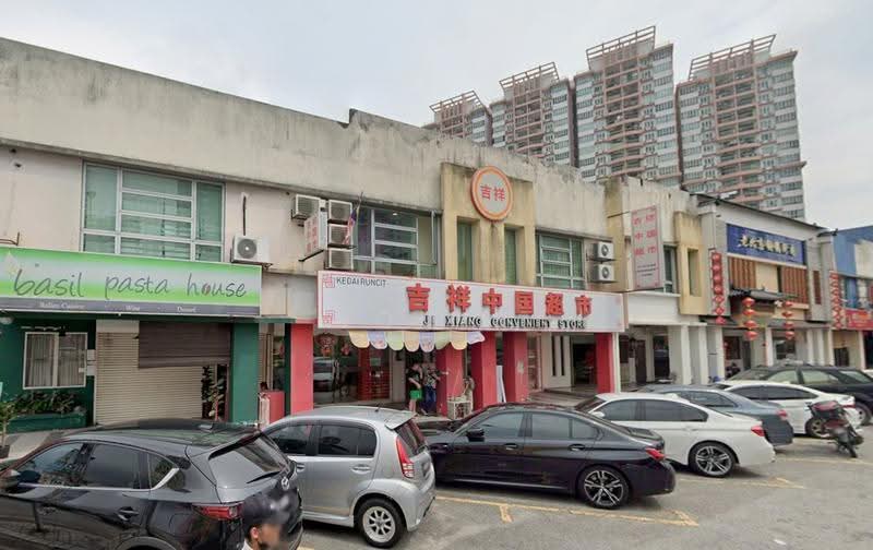 Shop for Sale in Kuchai Entrepreneurs Park (Kuchai Lama) - Louis Chai - Exterior - PropertyGuru.com.my