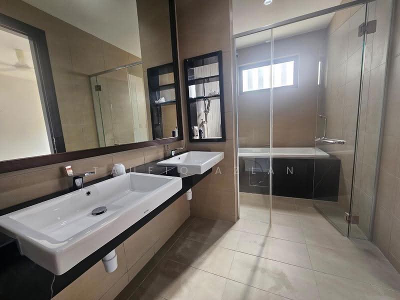 Rumah Berkembar untuk Dijual di Putrajaya (Putrajaya) - Taufiq Azlan - Bathroom - PropertyGuru.com.my