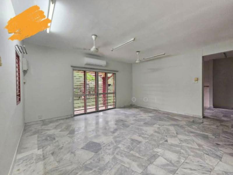 2-storey Terraced House for Sale in Putra Heights (Subang Jaya) - Jason Ooi - Living Room - PropertyGuru.com.my