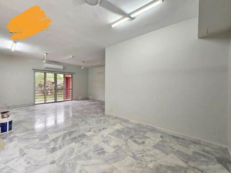 2-storey Terraced House for Sale in Putra Heights (Subang Jaya) - Jason Ooi - Living Room - PropertyGuru.com.my