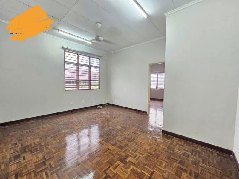 2-storey Terraced House for Sale in Putra Heights (Subang Jaya) - Jason Ooi - Living Room - PropertyGuru.com.my