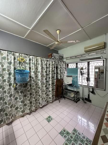 1-storey Terraced House for Sale in Taman Harta Pertama (Bukit Baru) - YM Chong - Interior - PropertyGuru.com.my
