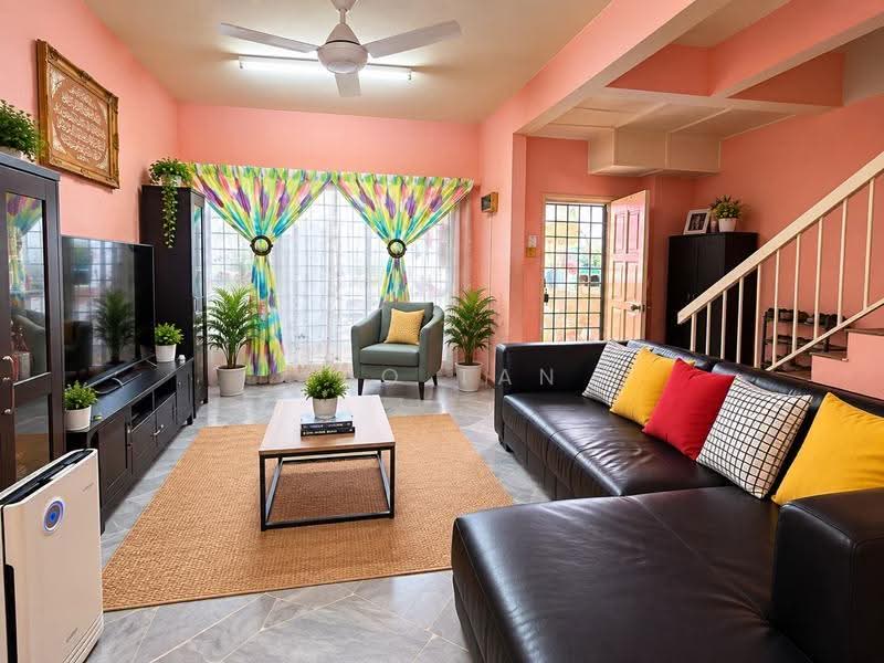 Rumah Teres 2-Tingkat untuk Dijual di Bandar Bukit Puchong (Puchong) - Yao Tan - Living Room - PropertyGuru.com.my