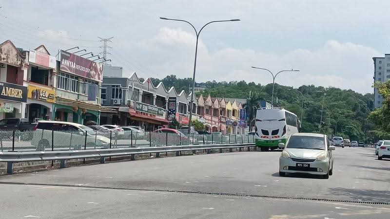 Kedai untuk Disewa di Pusat Perdagangan Seri Kembangan (Seri Kembangan) - Christy Chan - PropertyGuru.com.my