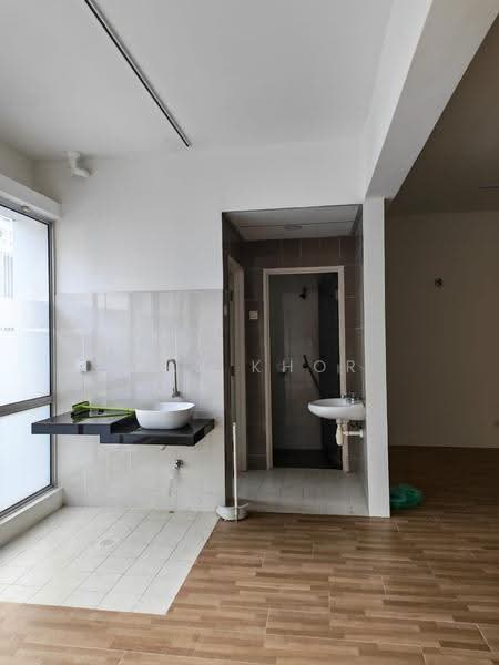 Shop / Office for Rent in Shah Alam (Selangor) - Max Khor Phor xiong - Bathroom - PropertyGuru.com.my