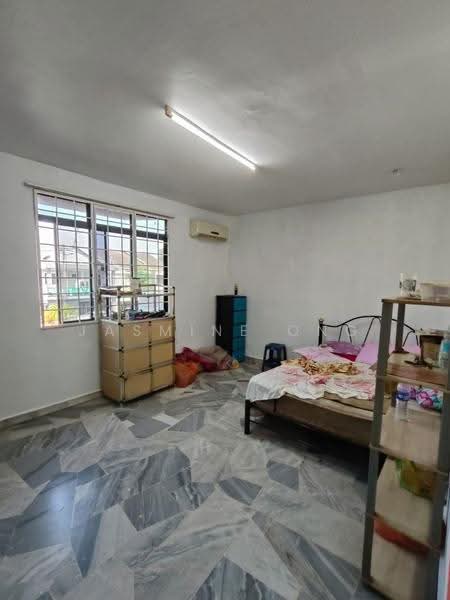 Rumah Teres 3-Tingkat untuk Dijual di Taman Sri Bintang (Kepong) - Jasmine Ong - Bedroom - PropertyGuru.com.my