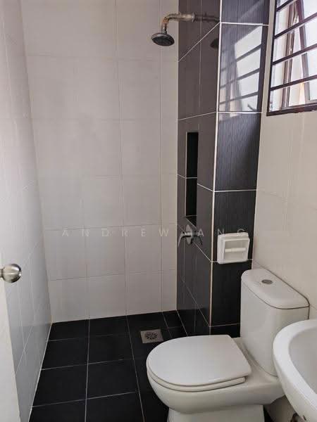 Rumah Teres 3-Tingkat untuk Disewa di Shah Alam (Selangor) - Andrew Ang - Bathroom - PropertyGuru.com.my