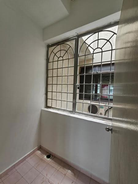 Flat for Sale at Taman Cheng Ria - Kiera Wong - Interior - PropertyGuru.com.my