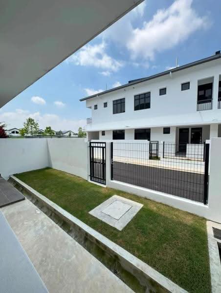 2-storey Terraced House for Sale in Taman Impian Emas (Skudai) - Iden Tan - PropertyGuru.com.my