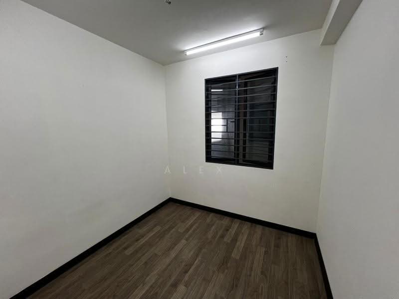 Service Residence for Sale at Service Residence @ Landmark Residence 2 - Alex Yap - Interior - PropertyGuru.com.my